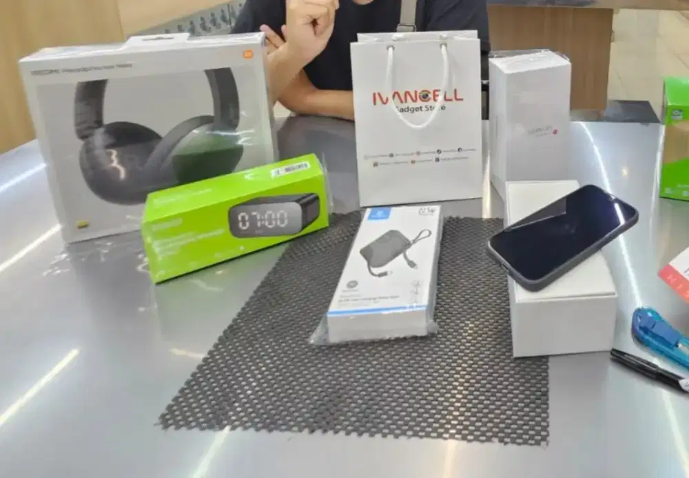 Xiaomi 17T FREE HEADPHONE