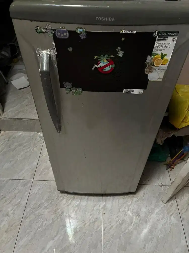 Kulkas toshiba baca deskripsi