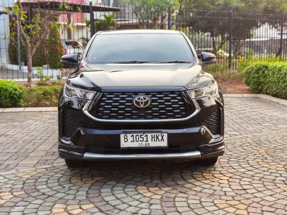 ZENIX 2.0 V HYBRID Modelista 2023 HITAM