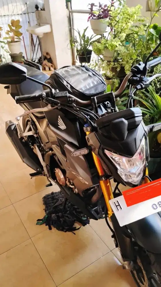CB150R istimewa low KM