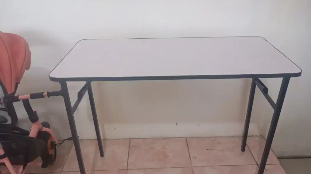 meja lipat P 100 L 50