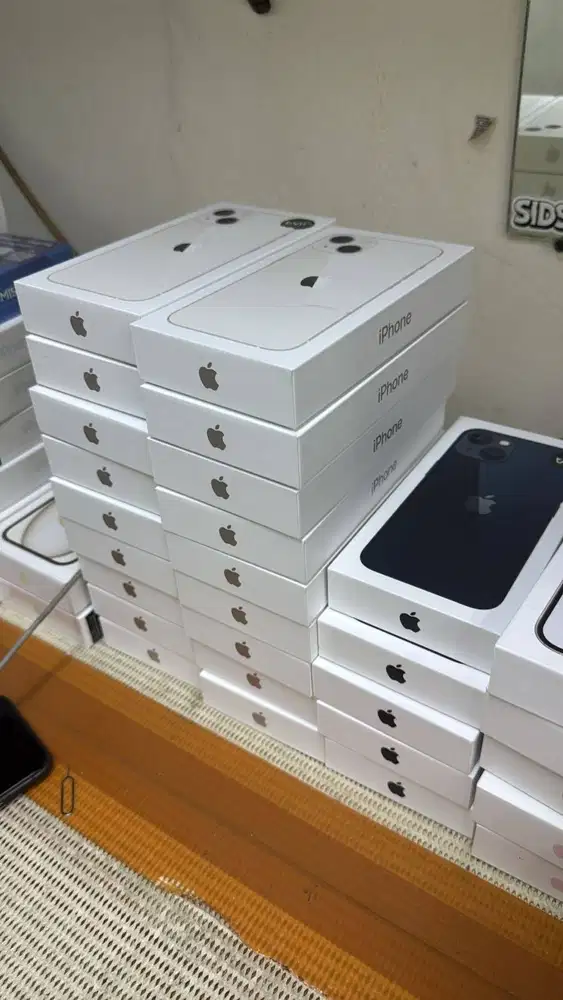 Dicari iPhone Apple Bekas Untuk Koleksi & Stok Toko