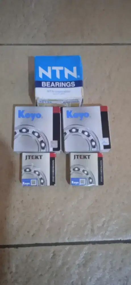 Bearing set roda depan kijang