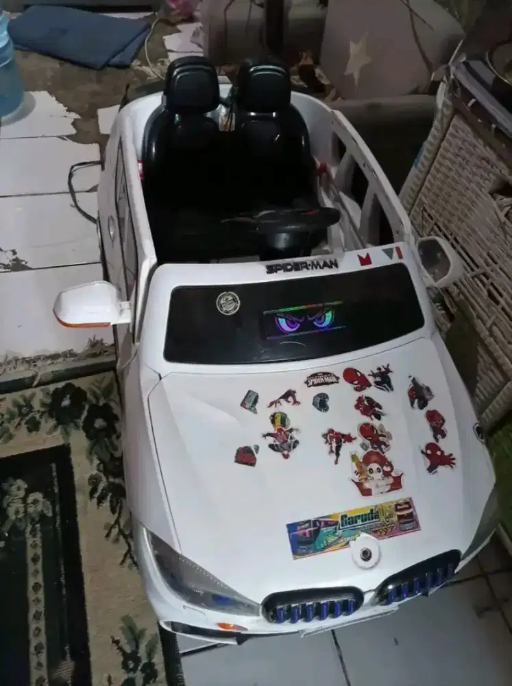 Mobil mobil aki