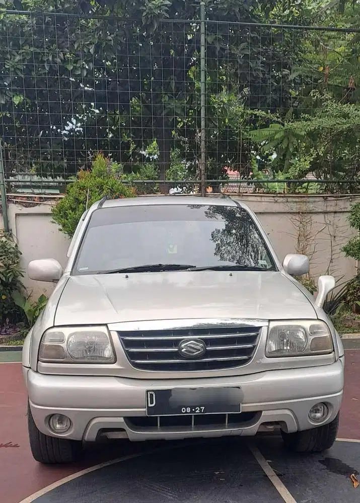 Suzuki Escudo 2004 Bensin