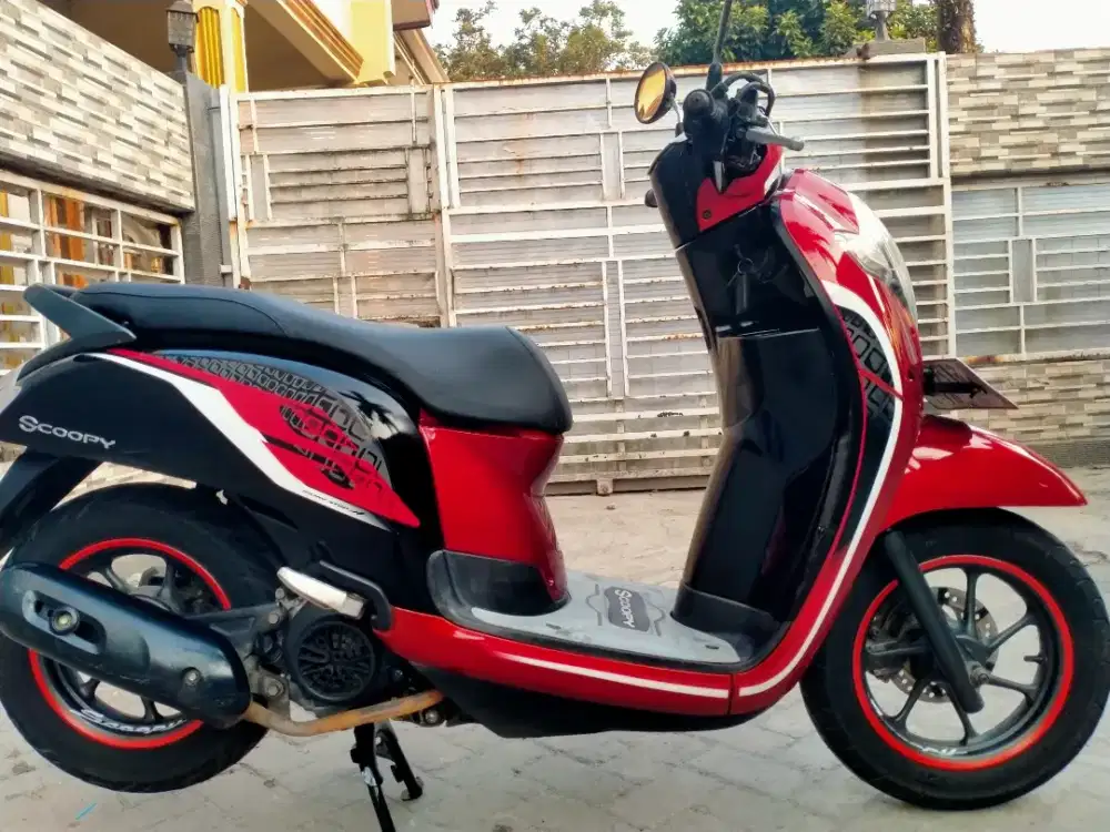 Honda Scoopy donat lengkap motor sehat keterangan detail dibawah
