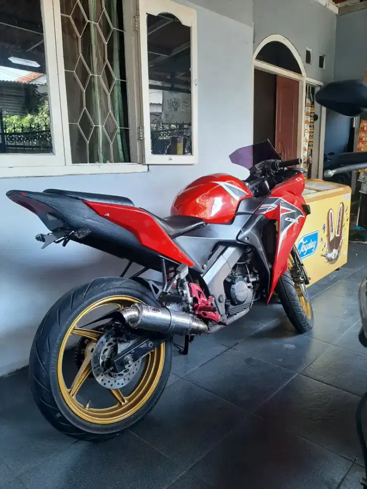 Honda Cbr Thailand 150 R Tahun 2012