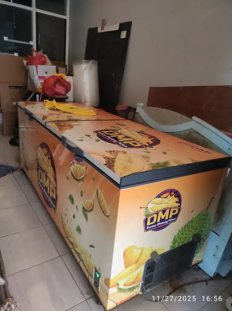 Jual FREZER BOX GEA 1050 LITER 85% MULUS