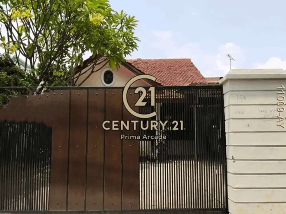 Dijual Rumah Rapi Terawat Strategis Dekat Mall & Terminal Di Condet Jaktim