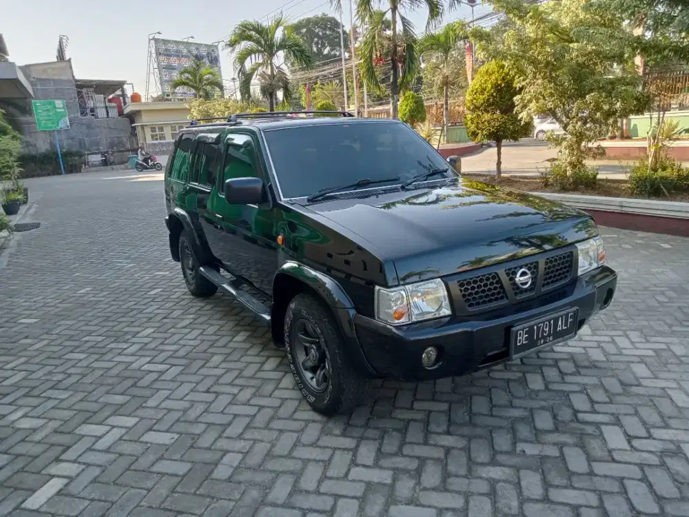 Nissan Terrano spirit S3 istimewa