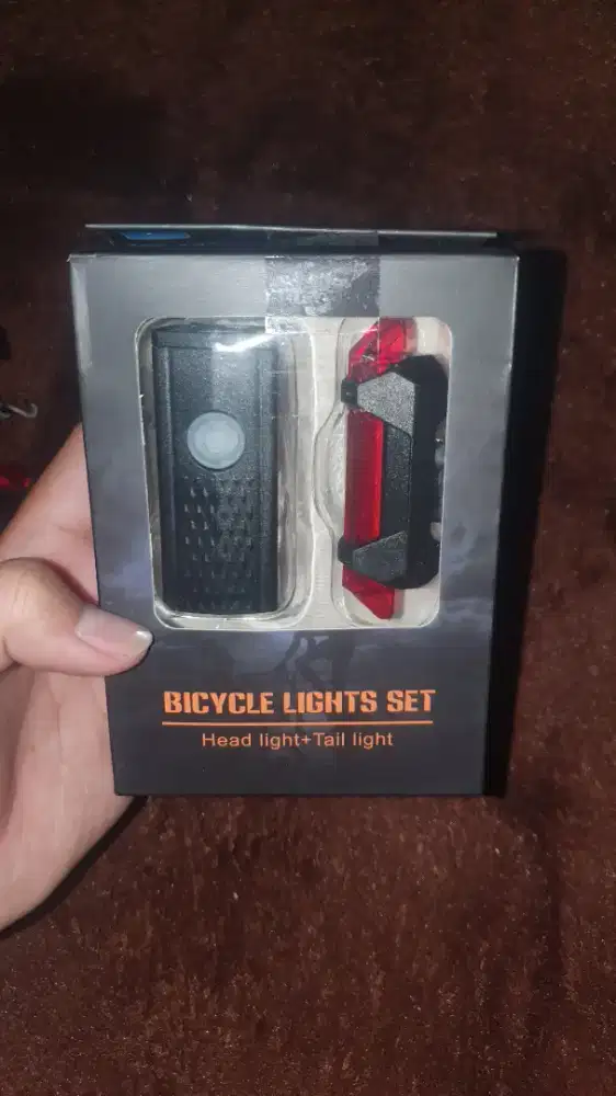 Lampu LED Sepeda Waterproof Rechargeable