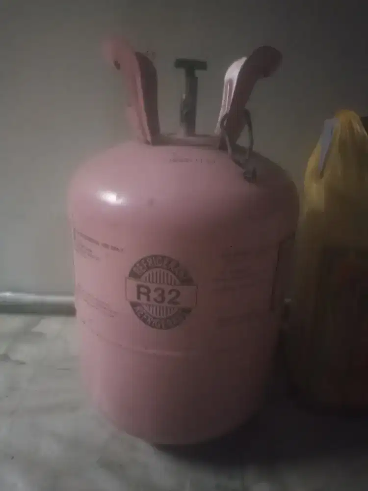 Tabung freon R32
