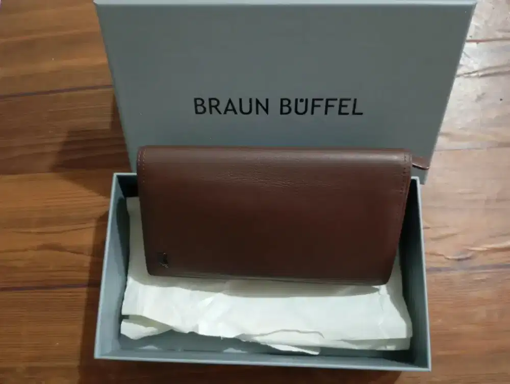 Braun buffel dompet