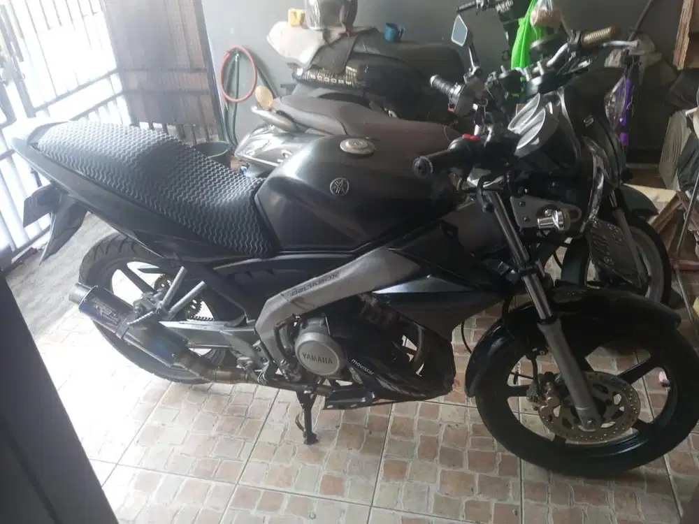 di jual motor Vixion buka harga 7.500.000 bisa nepis