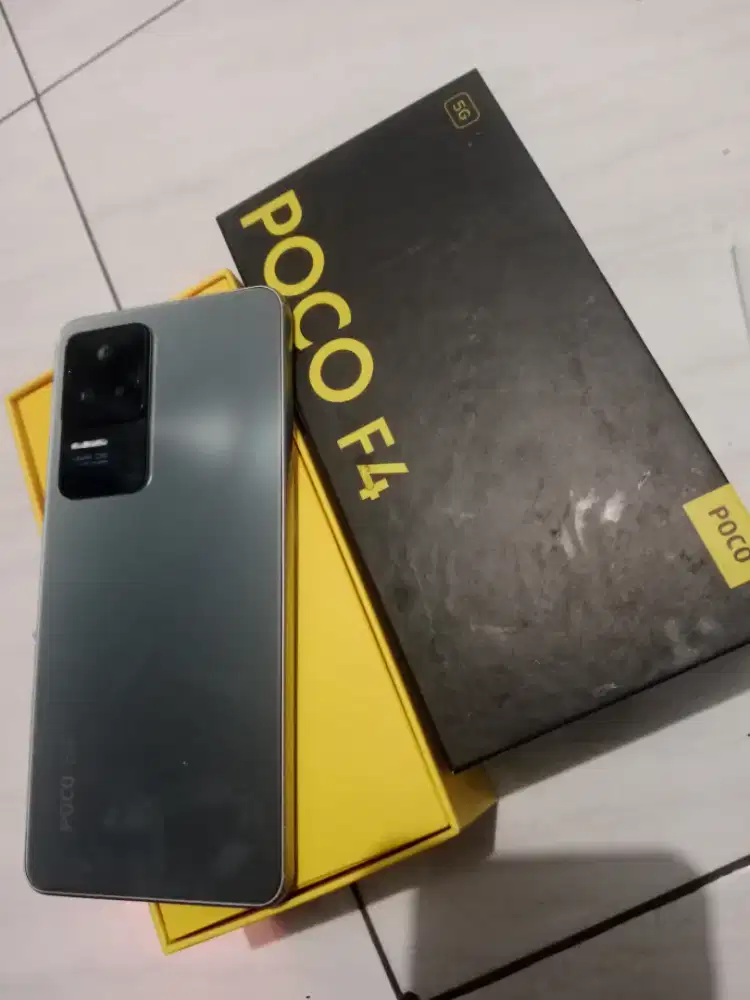 Poco f4 5g  8/256