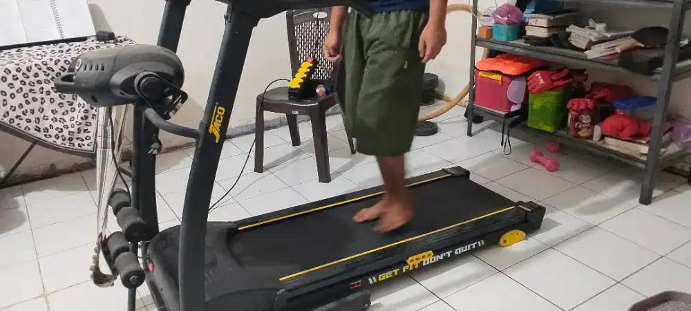 Treadmil Jaco tipe JC200