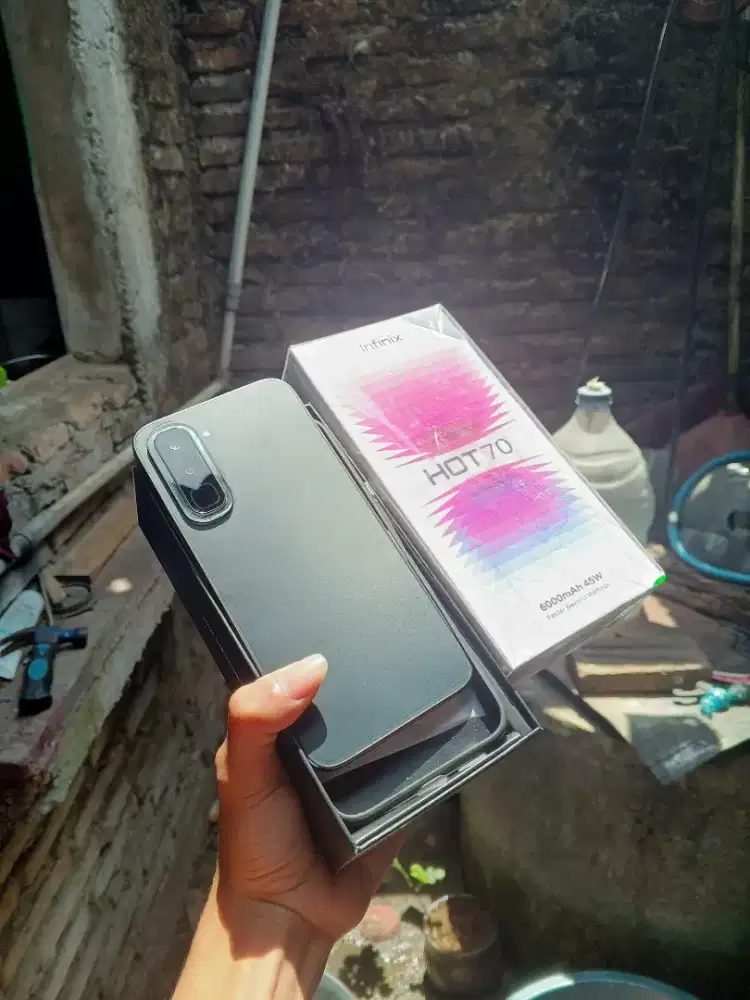 Infinix Hot 70 8/128 Fullset NoMinus