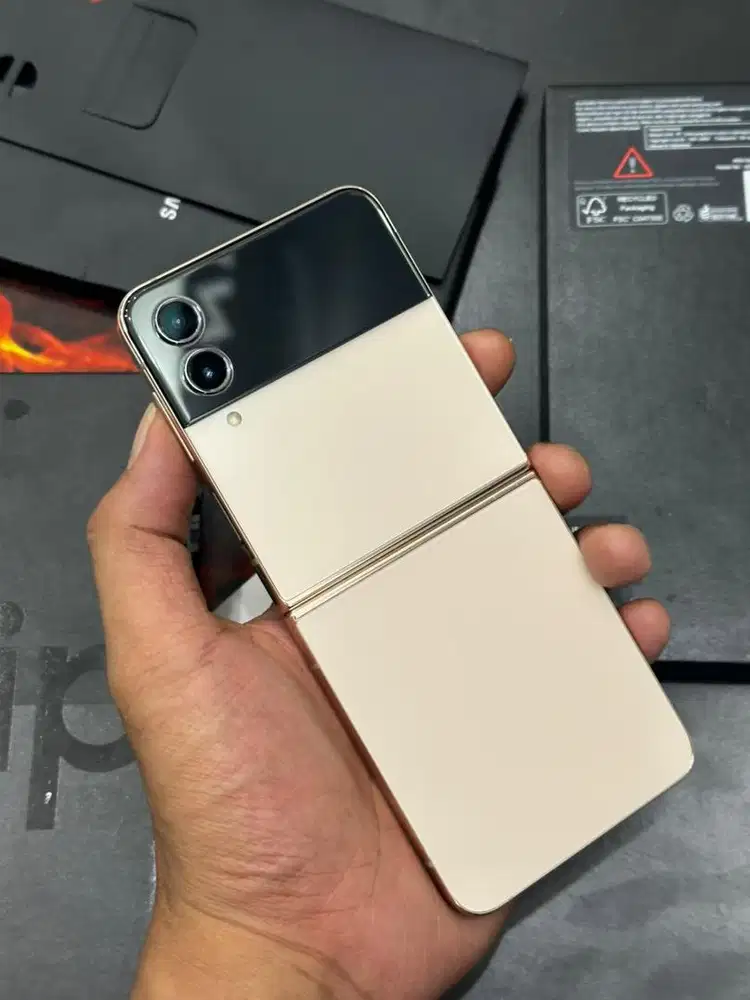 Samsung z flip 4 8/256 resmi sein