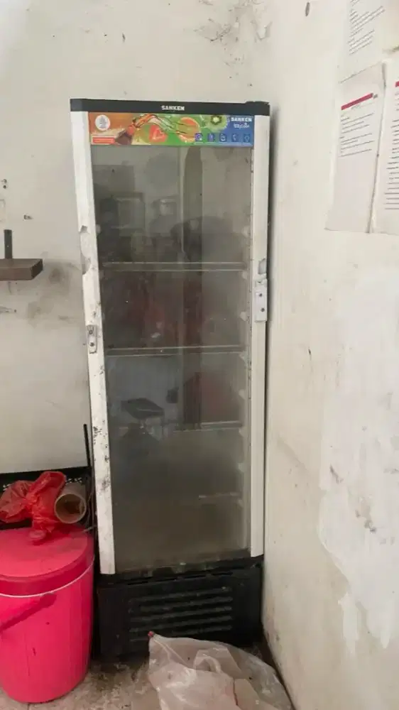 Chiller Sanken 545 × 597 × 1808 mm