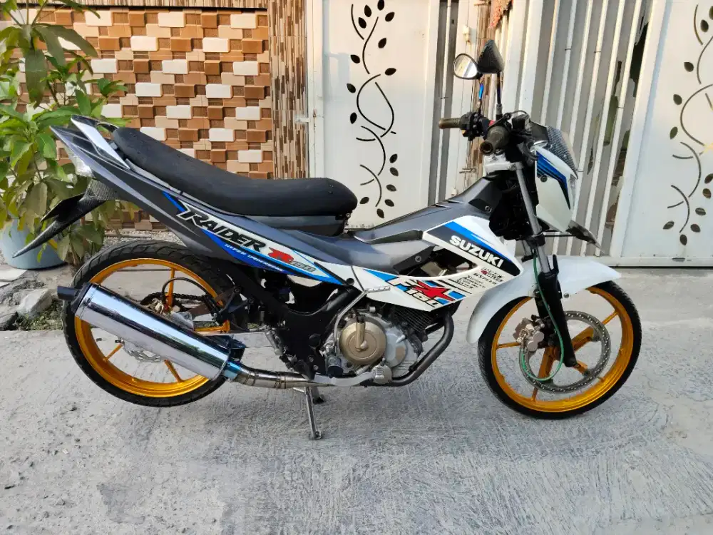 Suzuki satria f 150cc tahun 2014 mesin halus pajak hidup