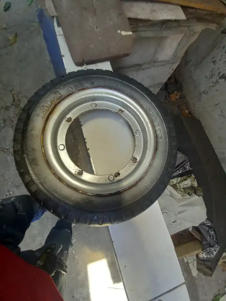 Velk vespa ring 8