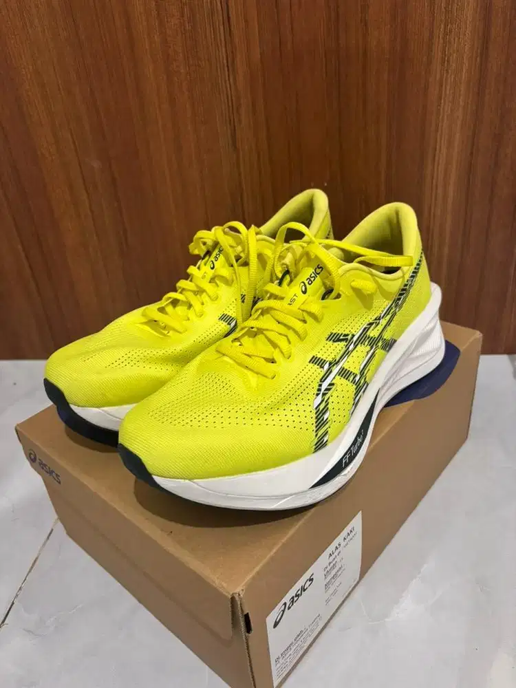 Sepatu Running Asics Sonicblast