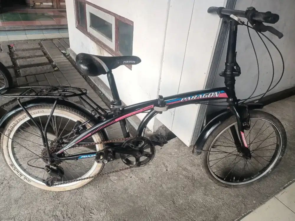 Sepeda lipat uk20 merk paragon siap pakai
