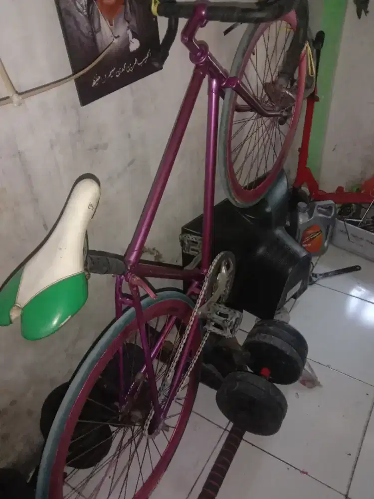 Sepeda fixie tinggal pakai lokasi central cilebut