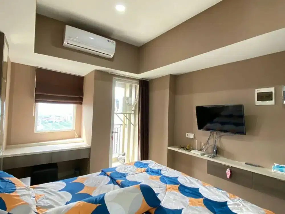DIJUAL APARTEMEN GRAND DHARMAHUSADA LAGOON LANTAI 33 FURNISHED