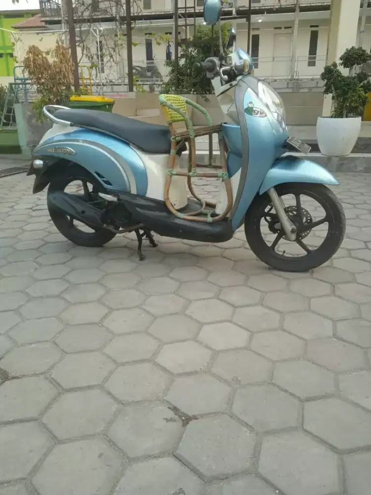 Jual scoopy karbu