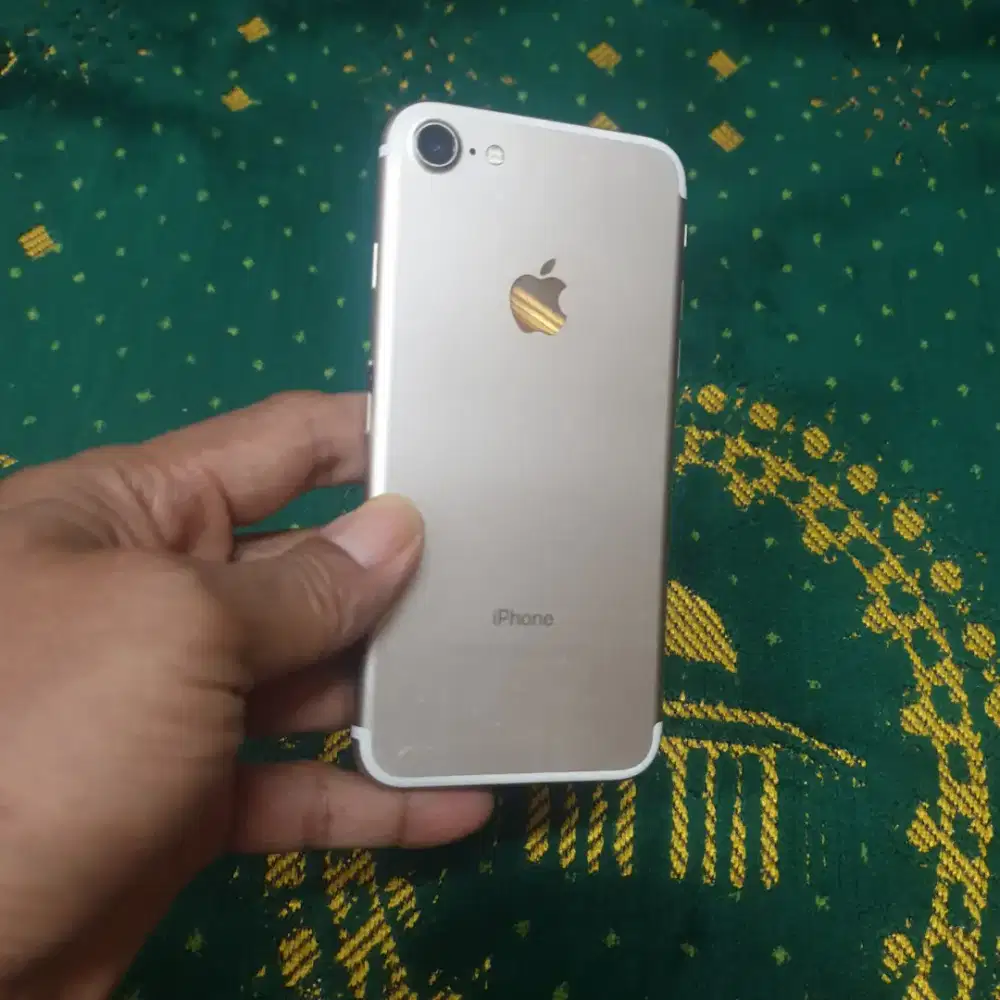iPhone 7 128 GB mati hasil keliling ga ada battery