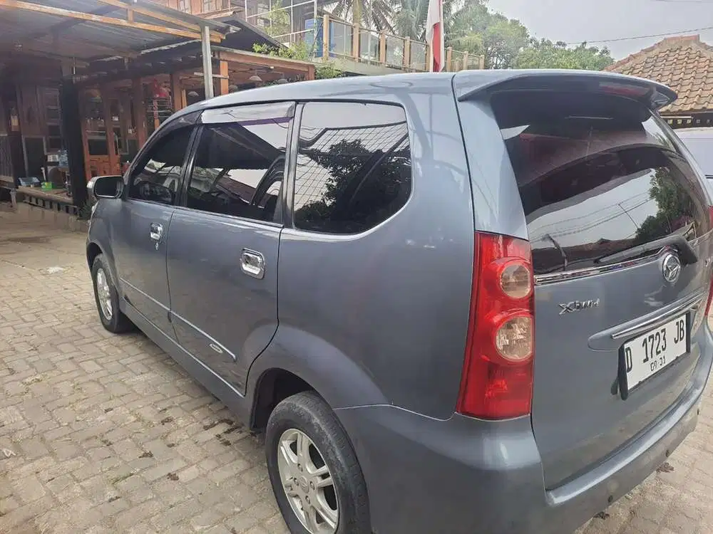 Daihatsu Xenia 2011 Bensin