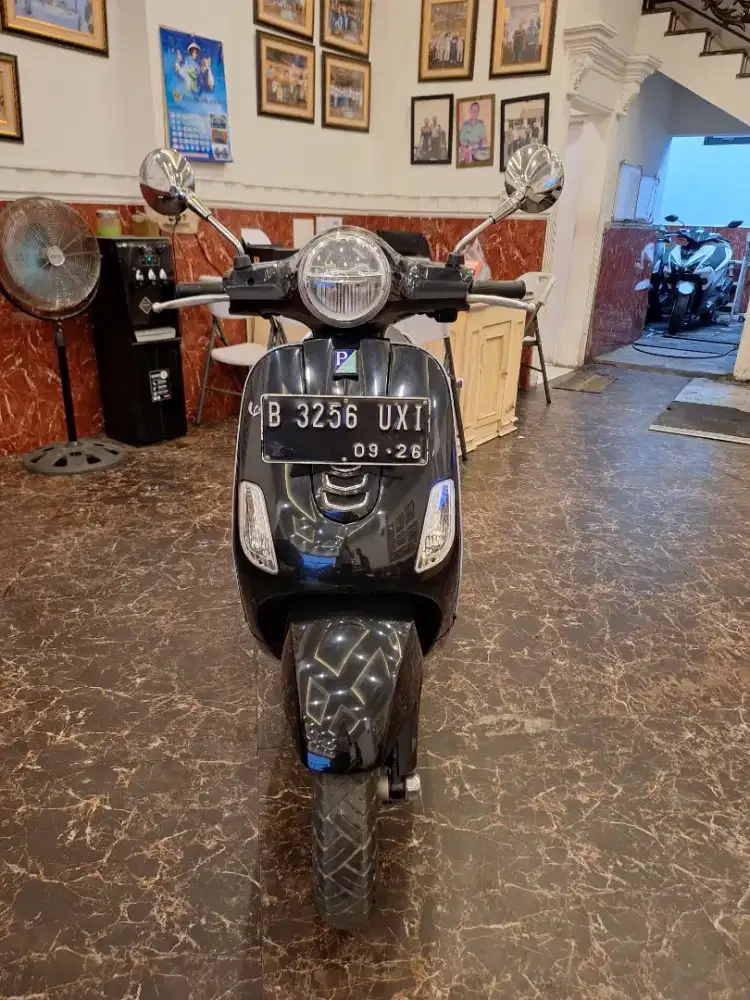Hub ima ( DP 1 JT ) VESPA LX 125 2021 . SYARAT KREDIT KTP DAN KK