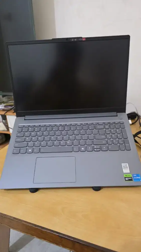 Fs Laptop Lenovo LOQ