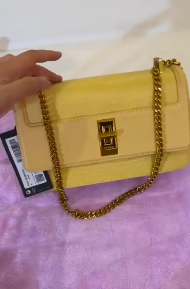 Tas Pedro wanita