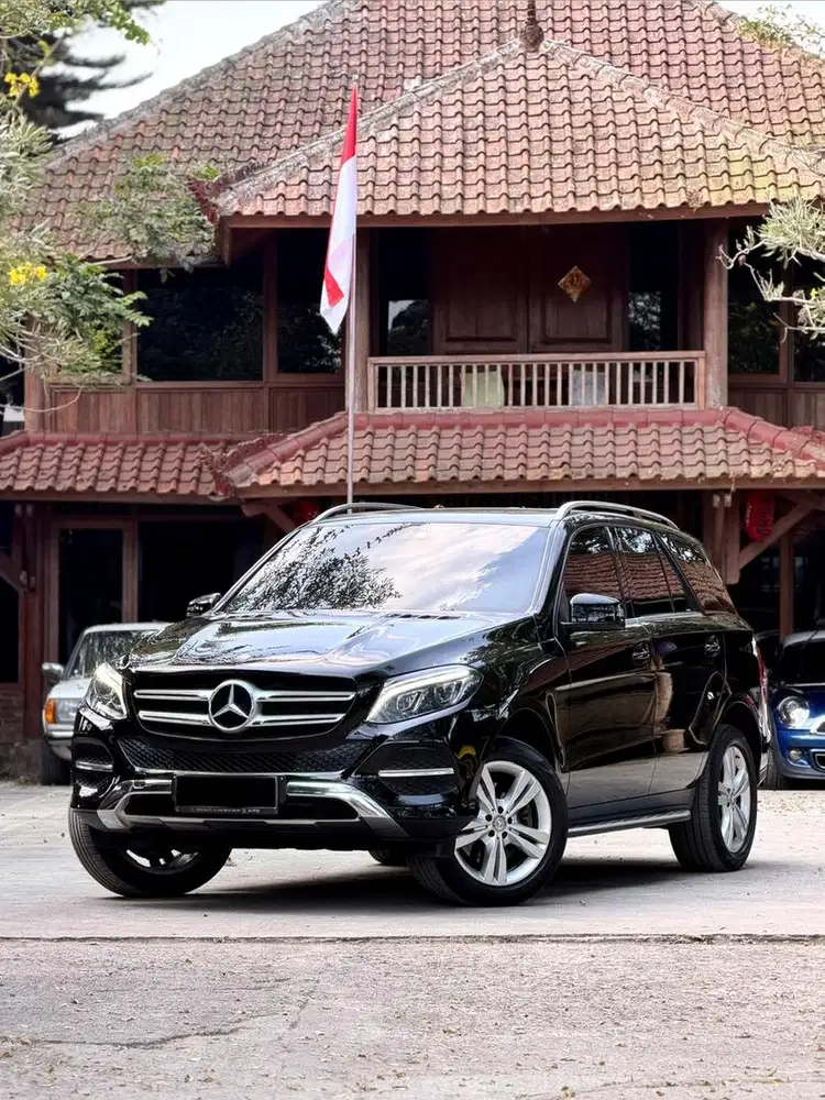 Mercedes Benz GLE400 W166 Exclusive Line 3.0L BiTurbo Tahun NIK 2016