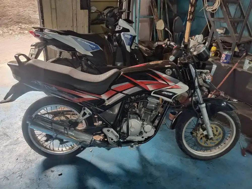 Yamaha Scorpio G 2003 steko