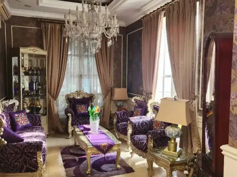 Rumah Polonia Cipinang Cempedak: 2 Lantai, LT 623 m2, Kolam Renang, Lux