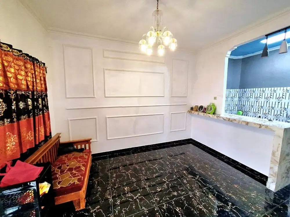 DISEWAKAN RUMAH NEMPEL STASIUN TENJO