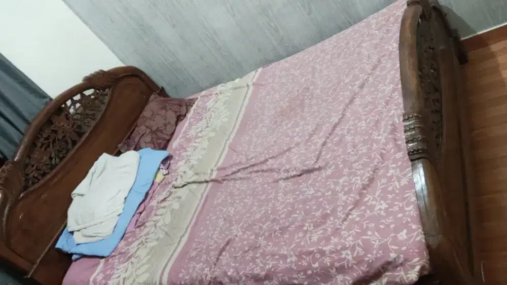 Tempat tidur empuk+ nyaman