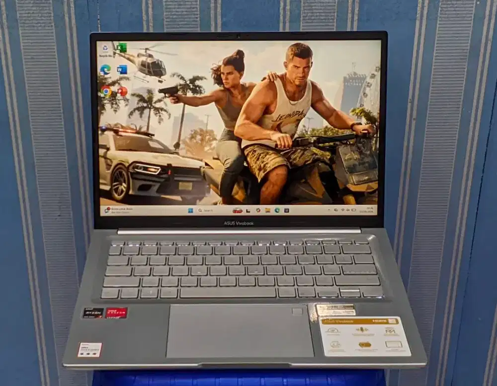 Type Laptop Asus Vivobook M1403QA