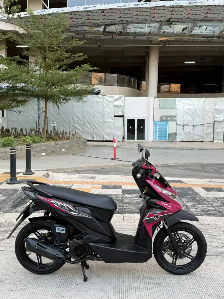 Honda Beat 2017 magenta pink