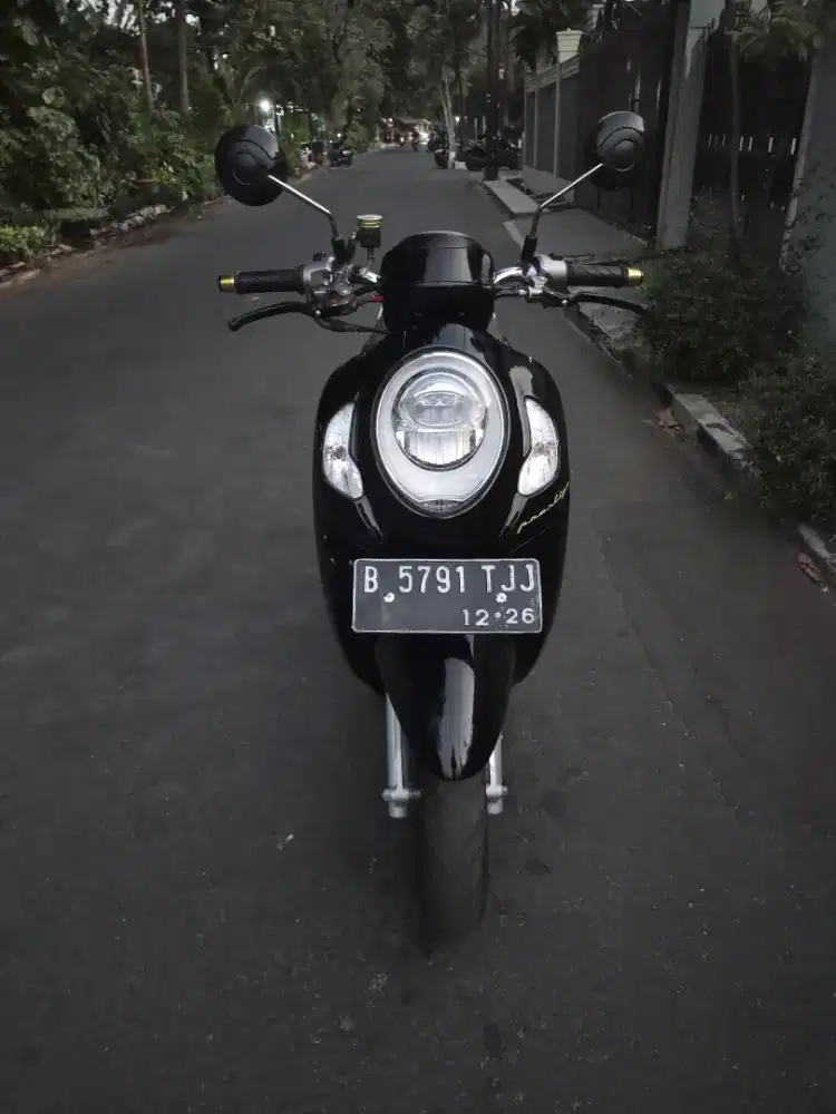 Di jual scoopy prestige 2021