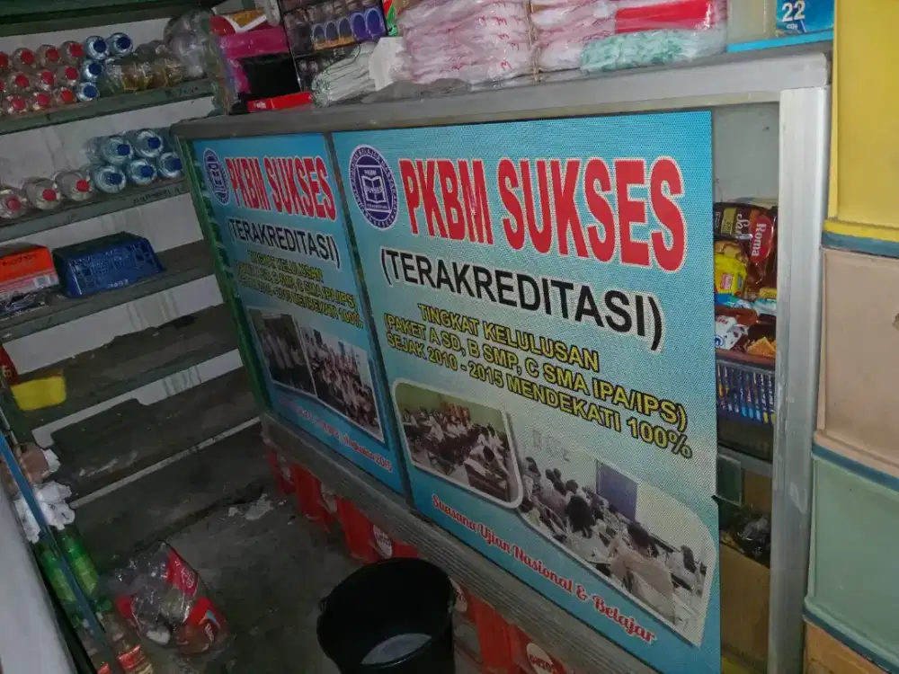 ETALASE BARANG PANJANG 1.8Meter