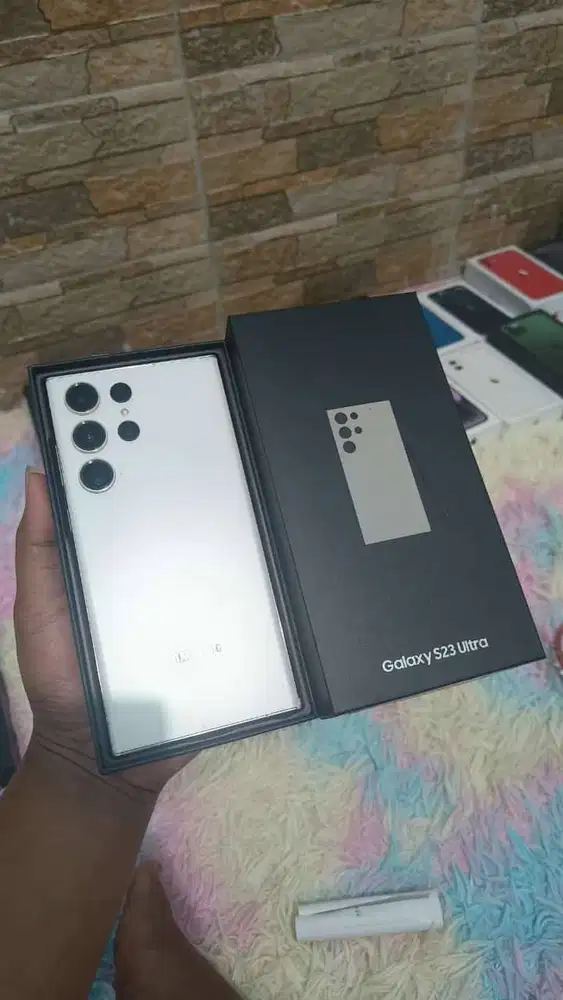 Dicari iPhone Samsung Oppo Vivo Cash Ready