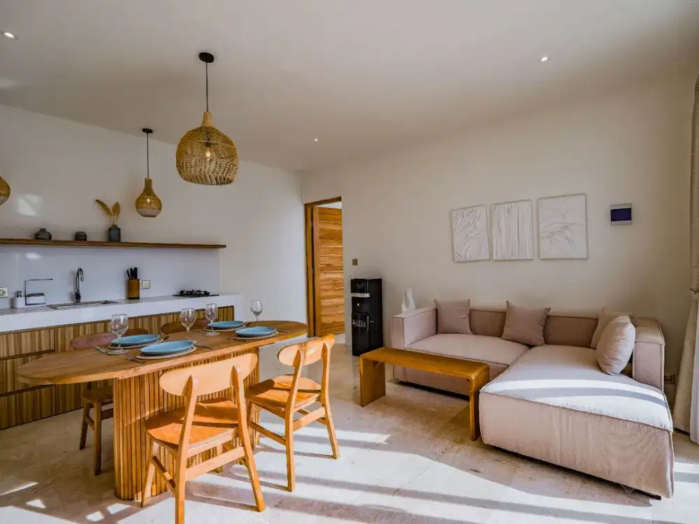 Apartemen siap huni hanya 2 menit dari pantai!