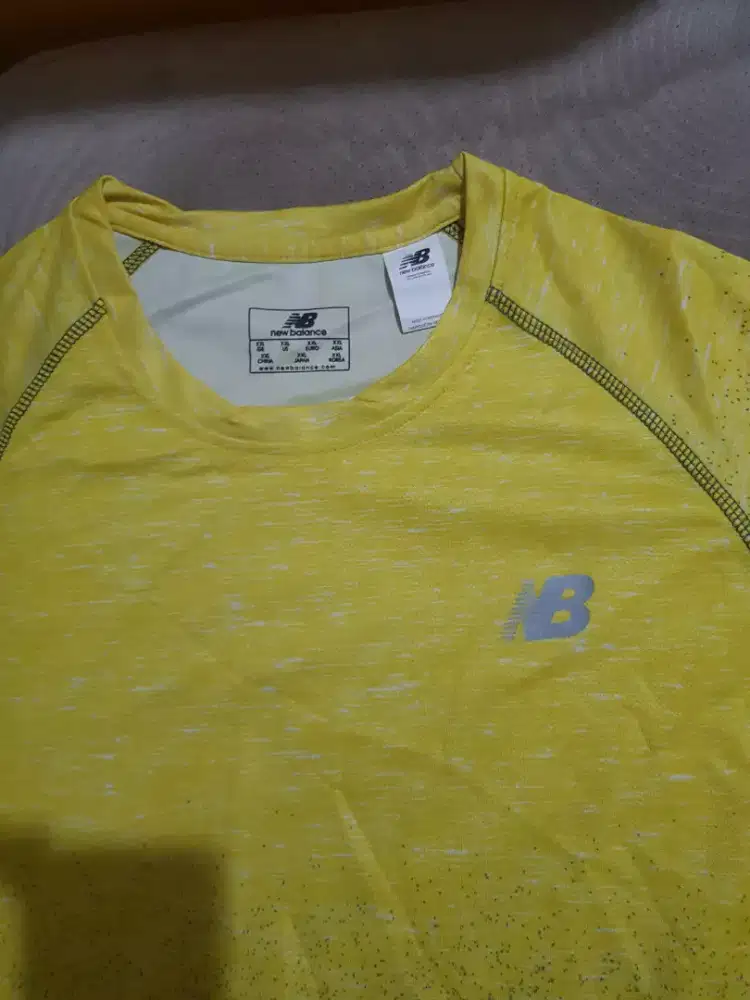 Jersey new balance size m