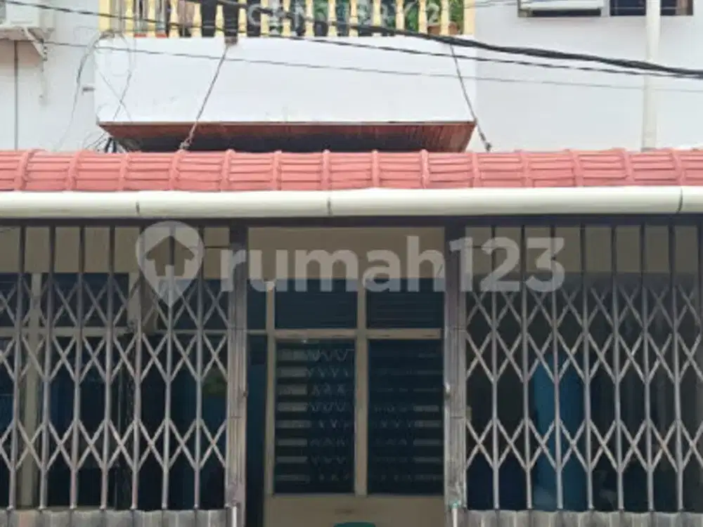 Rumah 2 Tingkat Siap Huni, Jln Putri Daranante,Dkt Pusat Kota