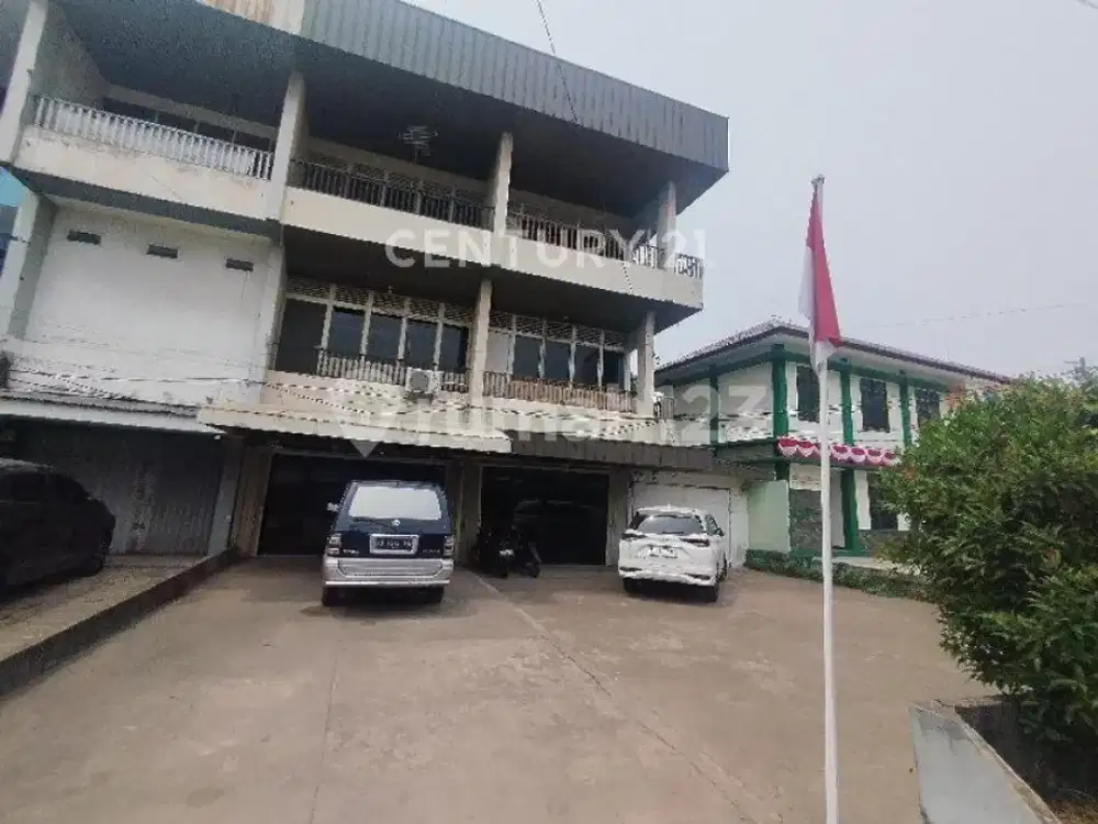 Ruko 3 Lantai Dg Lahan Luas di Siantan Cocok Buat Usaha & Gudang