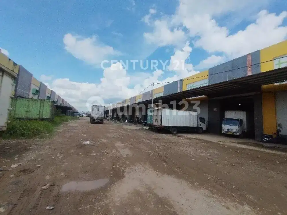 Gudang Luas 600M2 Jl. Trans Kalimantan Siap Pakai Akses Kontainer